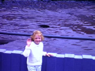 Marineland of the Pacific - Home Movie Clips