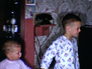 Radio Flyer Advertising - Home Movie Clips