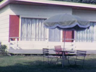 Arcy's Wayside Cottage Motels - Home Movie Clips