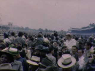 Horse Racing - Home Movie Clips