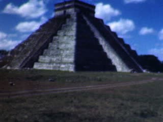 El Castillo - Home Movie Clips