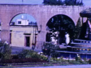 Fuente Las Tarascas - Home Movie Clips