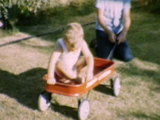 Radio Special Wagon - Home Movie Clips