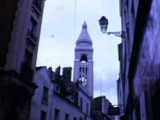 Place du Tertre - Home Movie Clips
