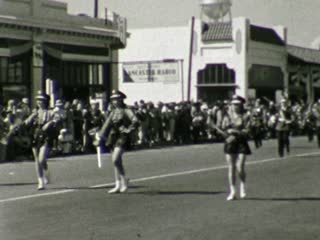 Antelope Valley Pet Parade - Home Movie Clips