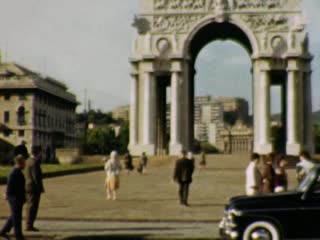 Arco Piazza della Vittoria - Home Movie Clips