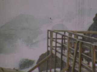 Raincoats - Home Movie Clips