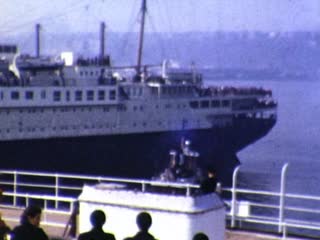 Ile de France - Home Movie Clips