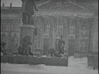 Reichstagsgebaude - Home Movie Clips