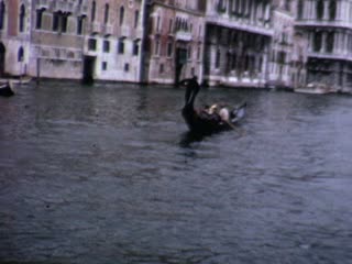 Rialto Bridge - Home Movie Clips