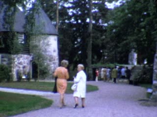 Museums - Home Movie Clips